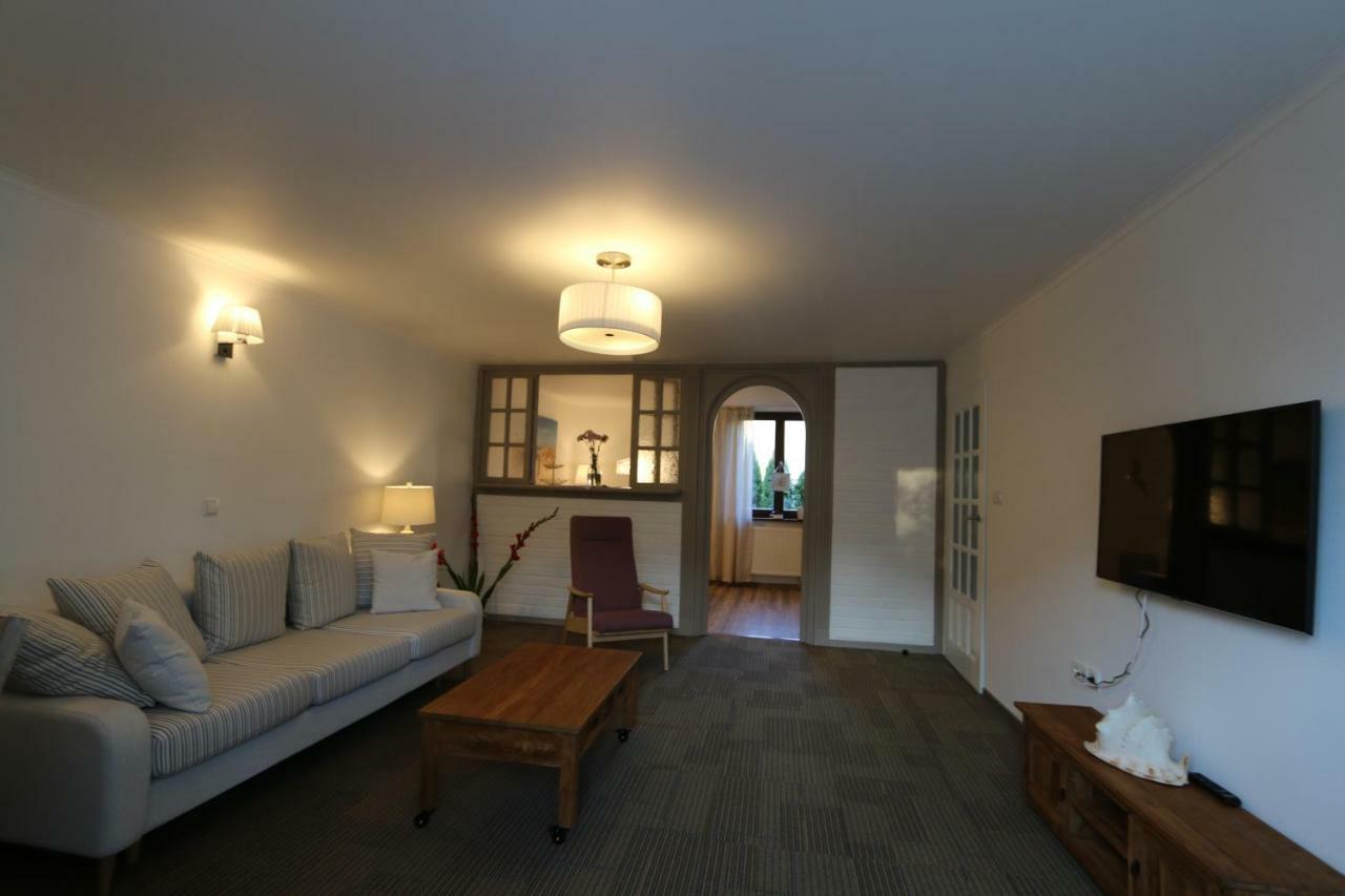 מידזיזדרויה Villa Czarli מראה חיצוני תמונה